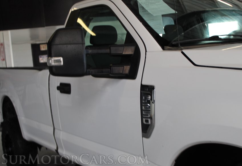 2020 Ford F-250 Super Duty 4x4 XL - Image 13