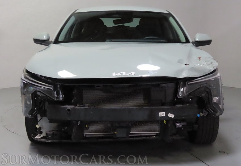 2025 Kia K4 EX - Image 12