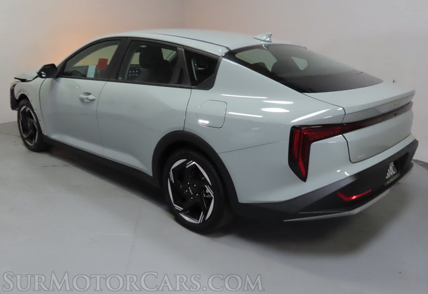 2025 Kia K4 EX - Image 9