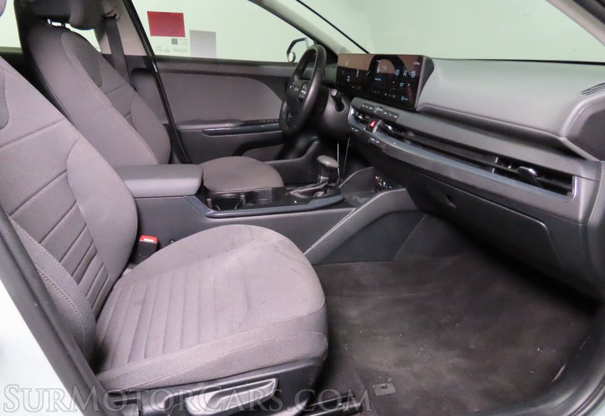 2025 Kia K4 EX - Image 41