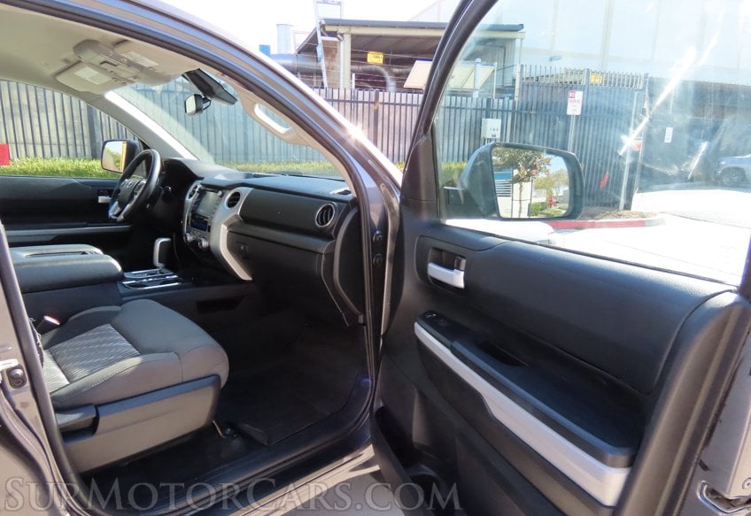2021 Toyota Tundra SR5 - Image 20