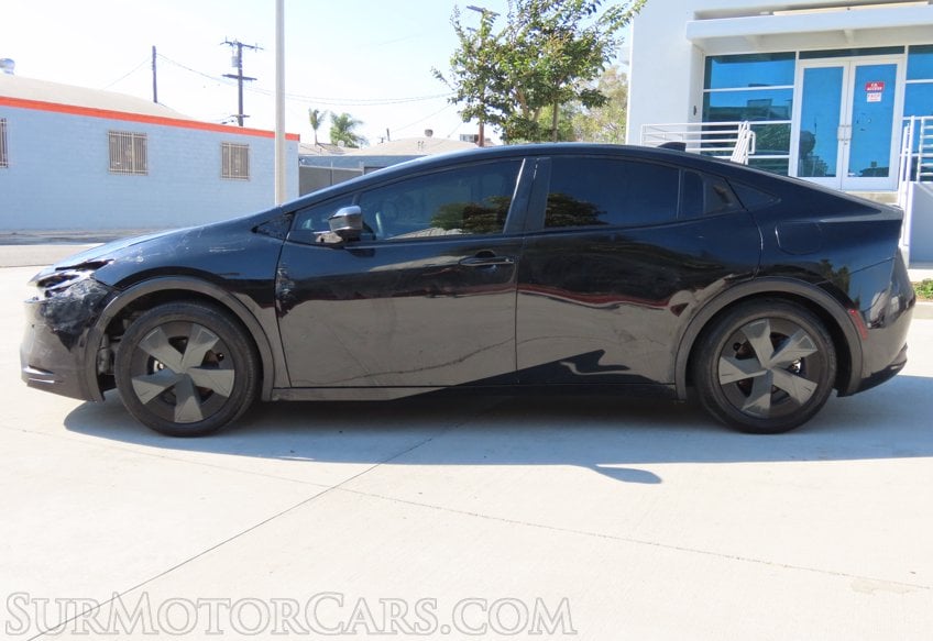 2024 Toyota Prius LE - Image 5