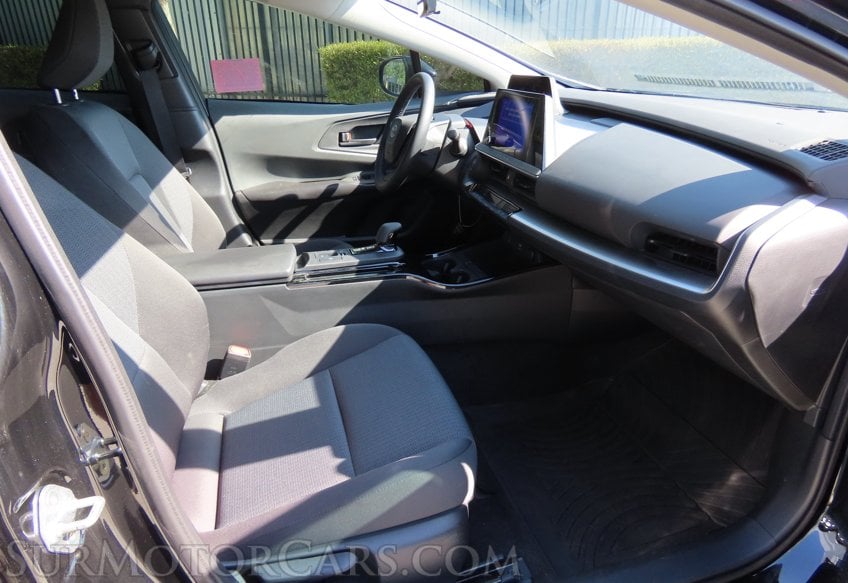 2024 Toyota Prius LE - Image 55
