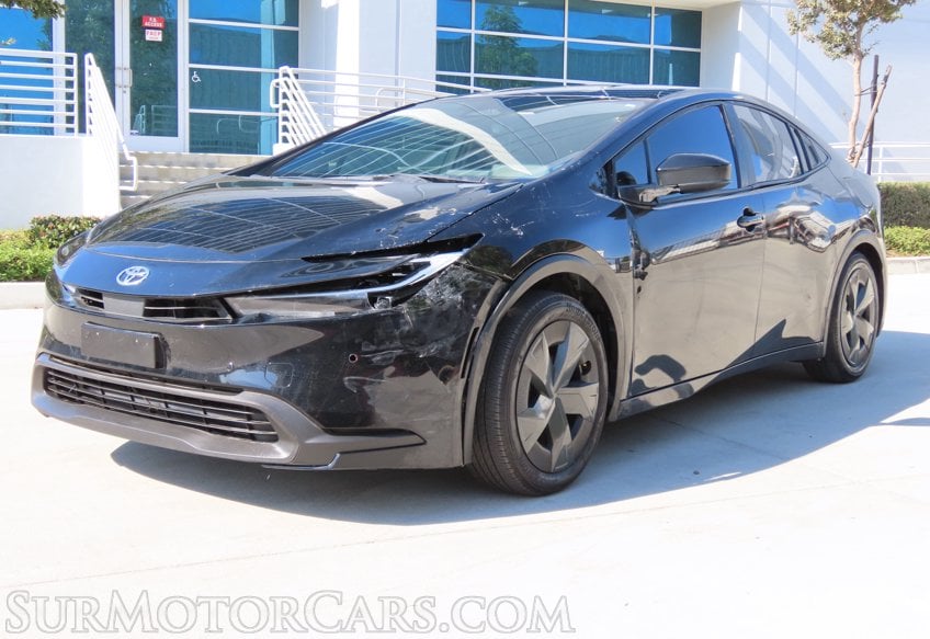2024 Toyota Prius LE - Image 3
