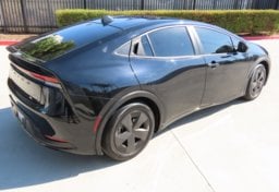 2024 Toyota Prius LE - Image 10