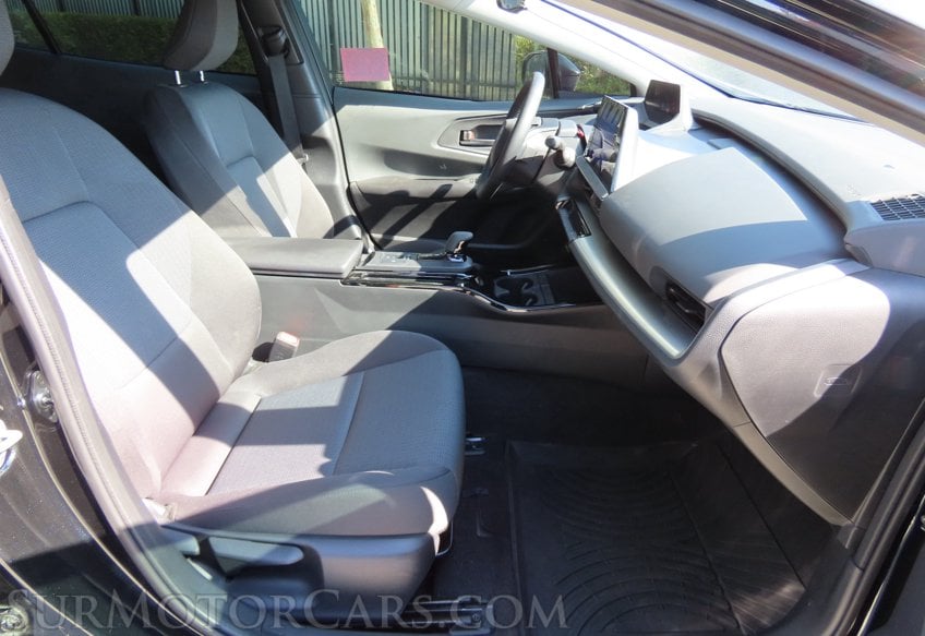2024 Toyota Prius LE - Image 54