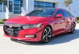 2019 Honda Accord Sport 2.0T - Image 4