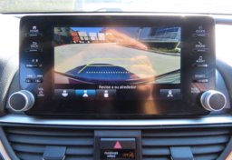 2019 Honda Accord Sport 2.0T - Image 13