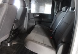 2025 Chevrolet Silverado 3500HD 4x4 - Image 37