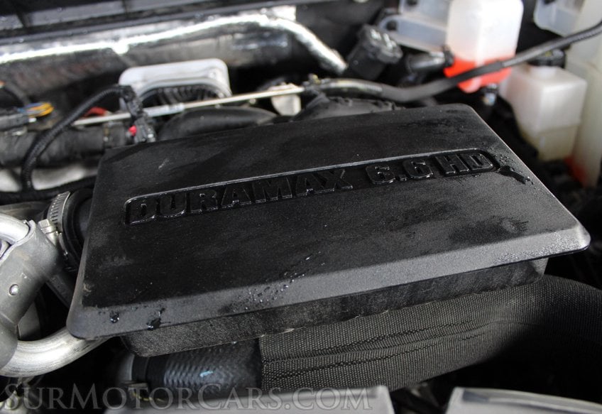 2025 Chevrolet Silverado 3500HD 4x4 - Image 56