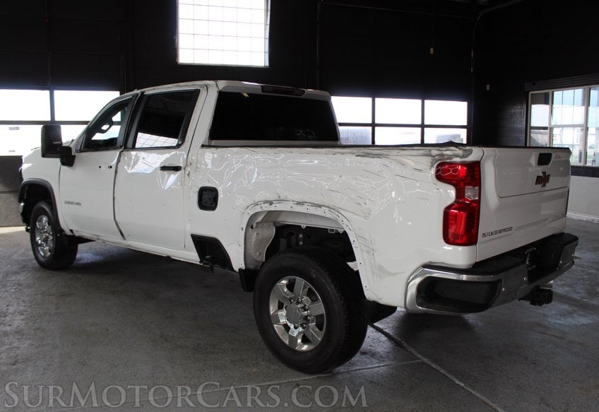 2025 Chevrolet Silverado 3500HD 4x4 - Image 7