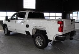 2025 Chevrolet Silverado 3500HD 4x4 - Image 7