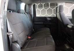 2025 Chevrolet Silverado 3500HD 4x4 - Image 36