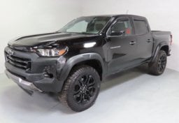 2024 Chevrolet Colorado Trail Boss - Image 1