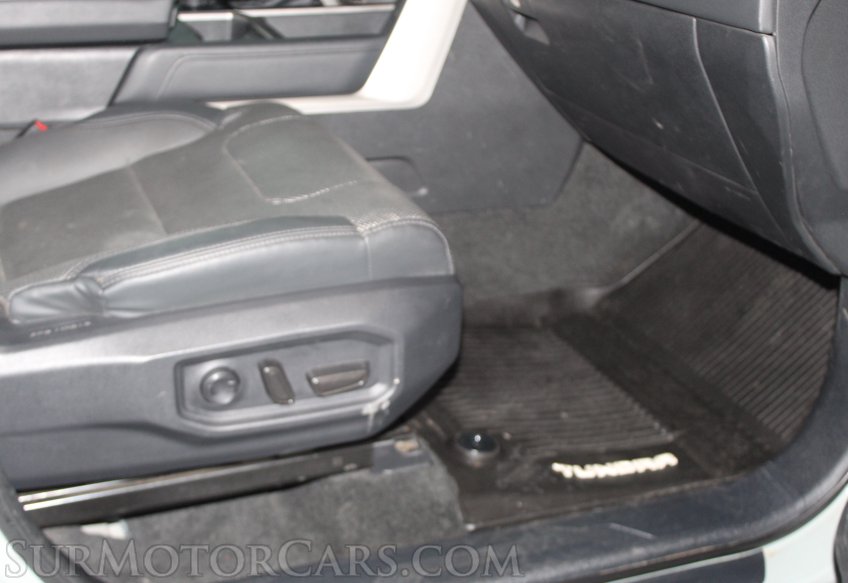 2023 Toyota Tundra - Image 32