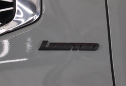 2023 Toyota Tundra - Image 23