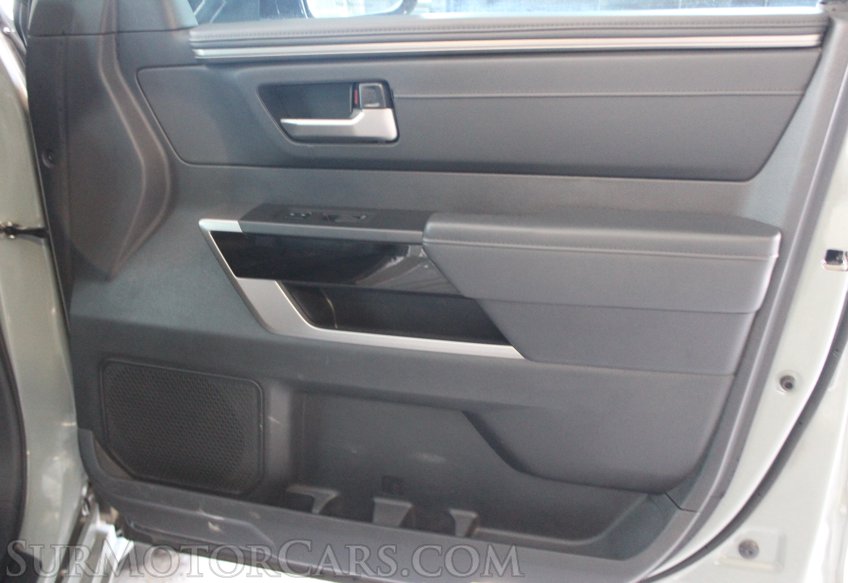 2023 Toyota Tundra - Image 59