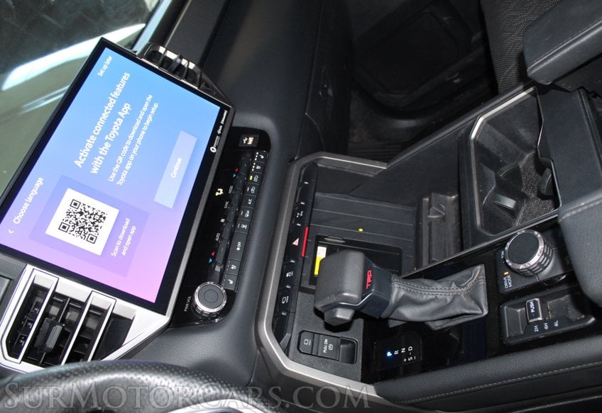 2023 Toyota Tundra - Image 43