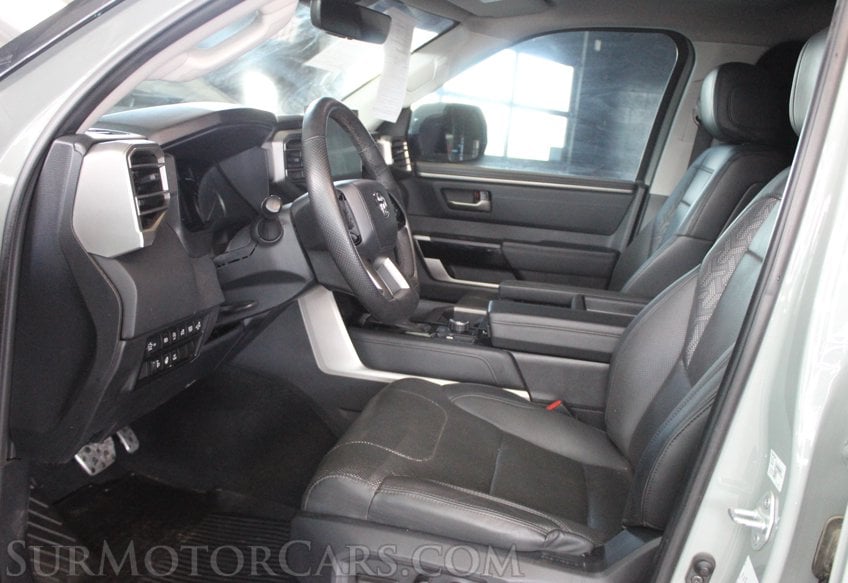 2023 Toyota Tundra - Image 31