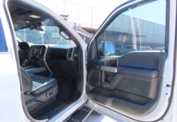 2017 Ford F-150 RAPTOR - Image 18