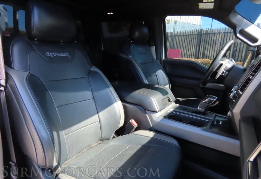 2017 Ford F-150 RAPTOR - Image 25