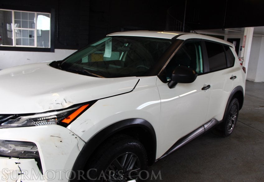 2023 Nissan Rogue s - Image 15