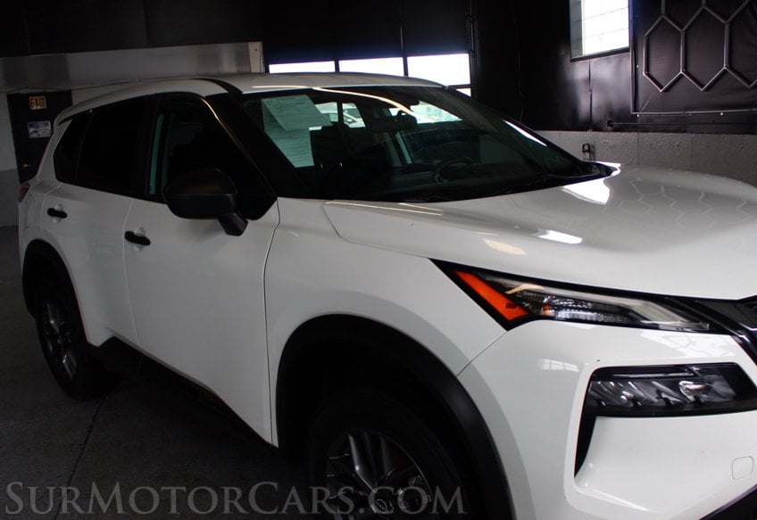 2023 Nissan Rogue s - Image 16