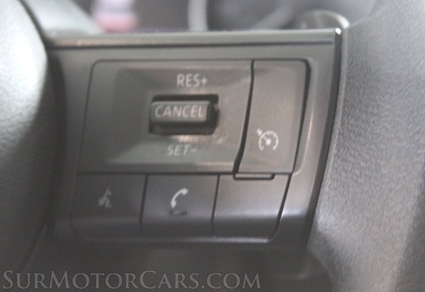 2023 Nissan Rogue s - Image 32