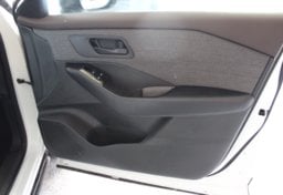 2023 Nissan Rogue s - Image 42