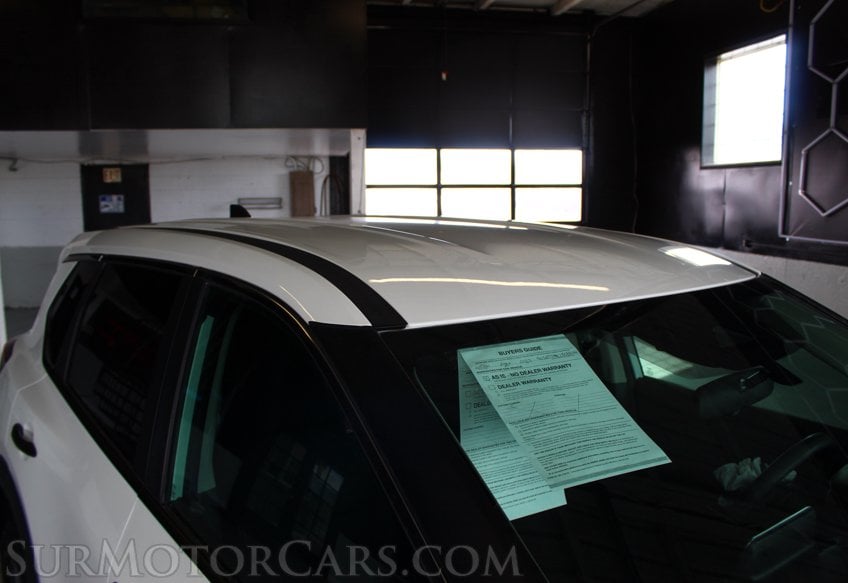 2023 Nissan Rogue s - Image 12