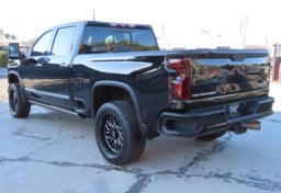 2024 Chevrolet Silverado 2500HD High Country - Image 9