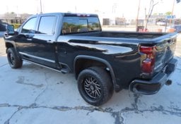 2024 Chevrolet Silverado 2500HD High Country - Image 7
