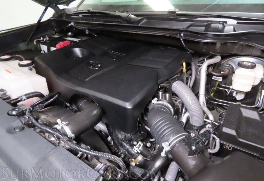 2022 Toyota Tundra SR5 - Image 37