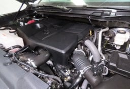 2022 Toyota Tundra SR5 - Image 37