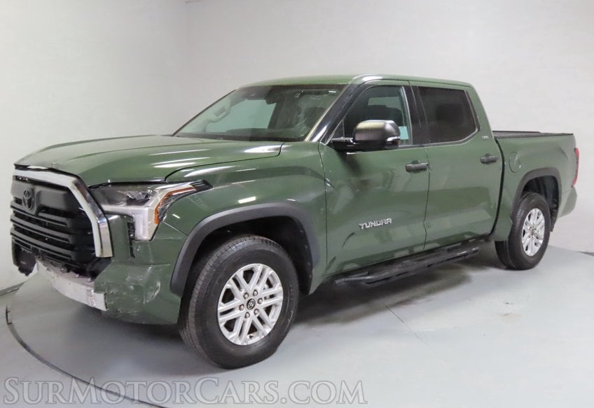 2022 Toyota Tundra SR5 - Image 4