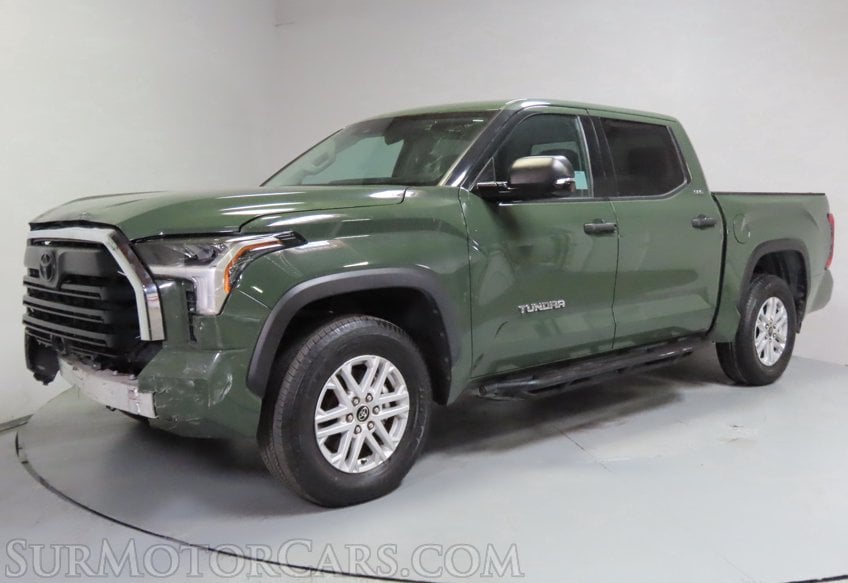 2022 Toyota Tundra SR5 - Image 2