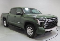 2022 Toyota Tundra SR5 - Image 3