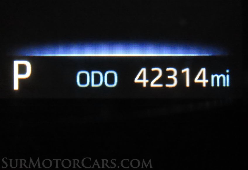2022 Toyota Tundra SR5 - Image 40