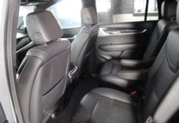 2025 Cadillac XT6 - Image 37