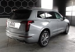 2025 Cadillac XT6 - Image 7