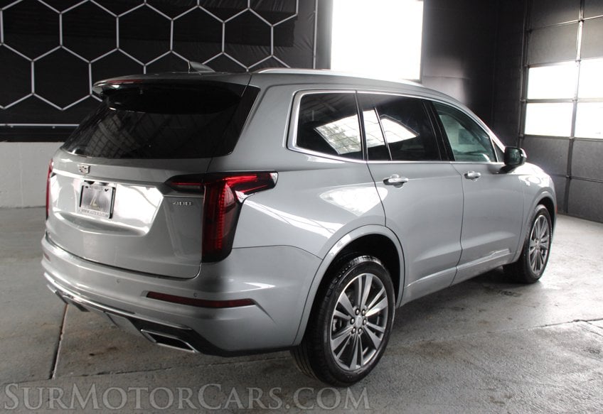 2025 Cadillac XT6 - Image 5