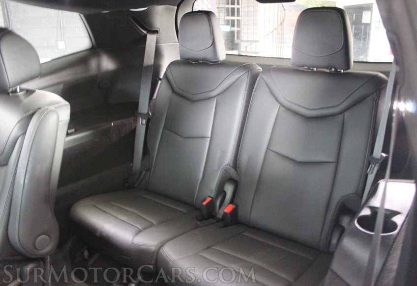 2025 Cadillac XT6 - Image 38