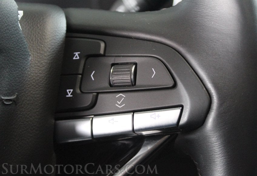 2025 Cadillac XT6 - Image 50