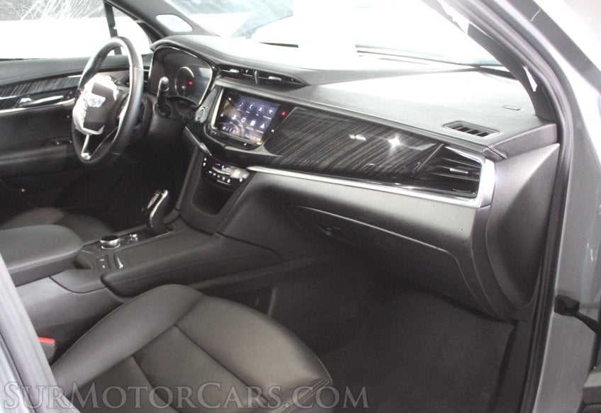 2025 Cadillac XT6 - Image 61