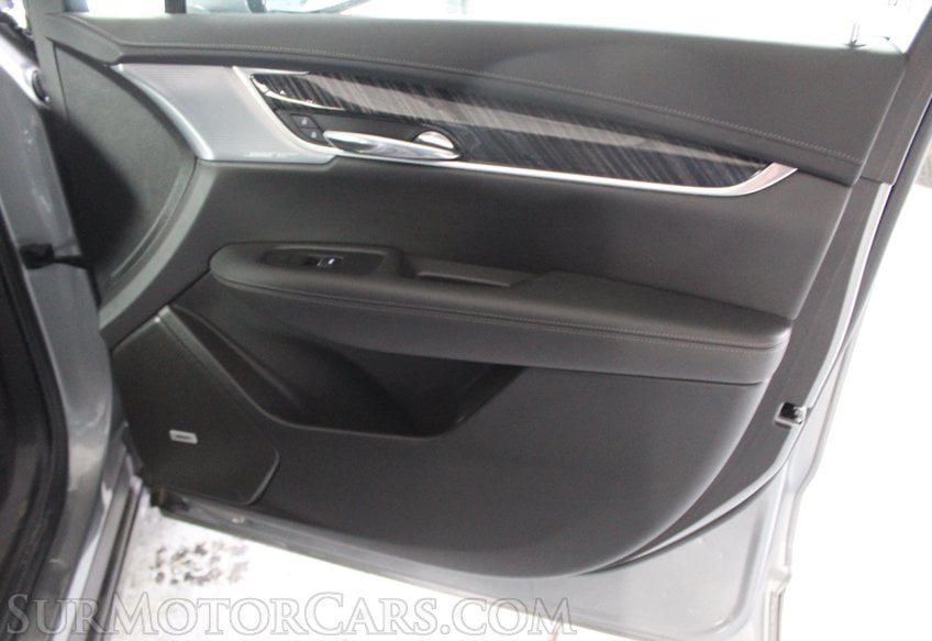 2025 Cadillac XT6 - Image 44