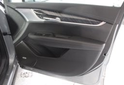 2025 Cadillac XT6 - Image 44
