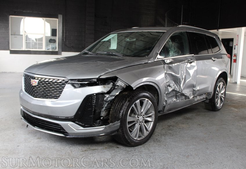 2025 Cadillac XT6 - Image 4