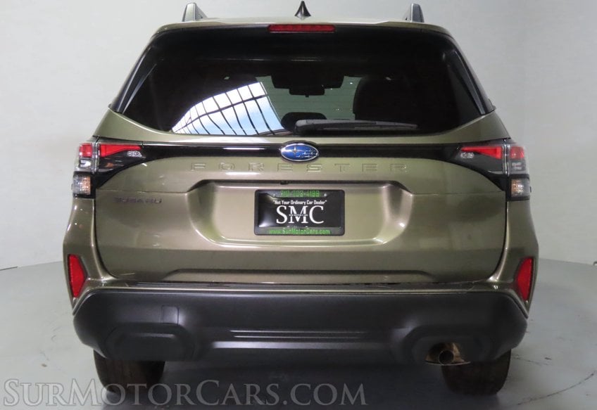 2026 Subaru Forester Premium - Image 11