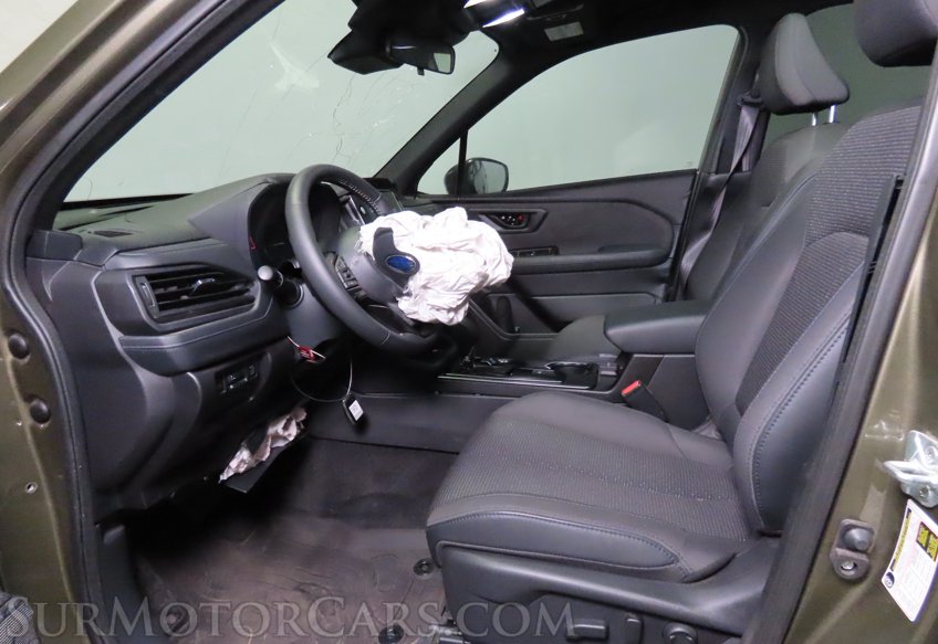 2026 Subaru Forester Premium - Image 29