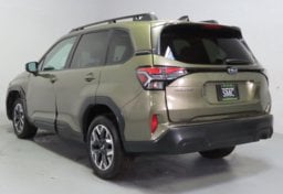 2026 Subaru Forester Premium - Image 7